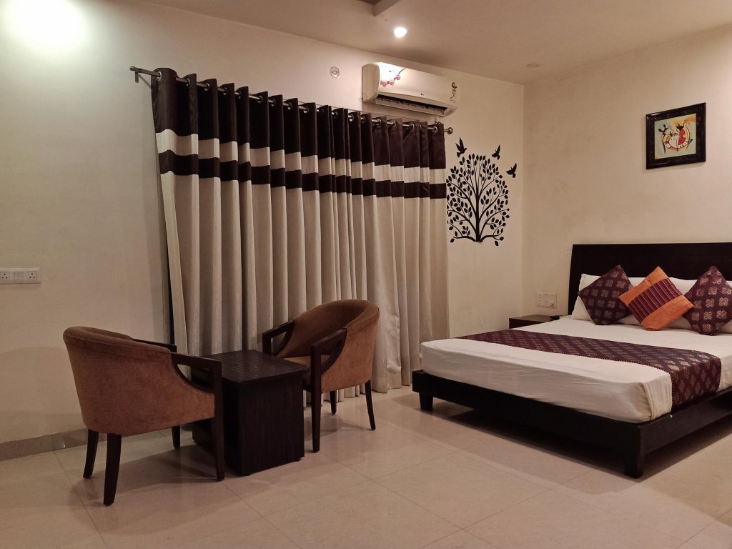 Hotel Zion Inn,Sarnath>>Varanasi,3 star