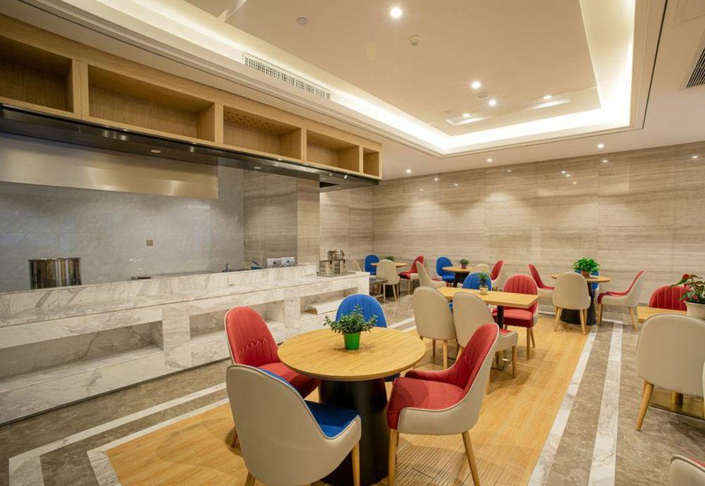 kyriad marvelous hotel yangshuo west street