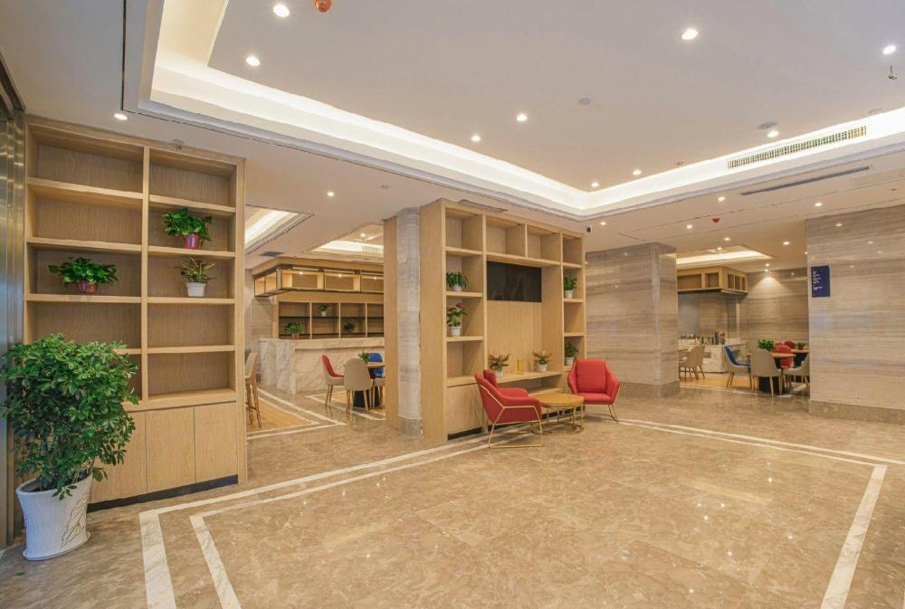 kyriad marvelous hotel yangshuo west street