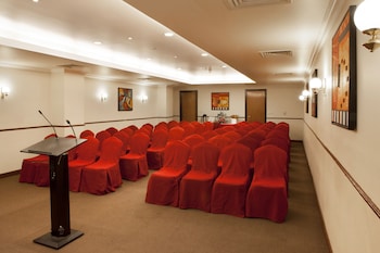 landmark hotel