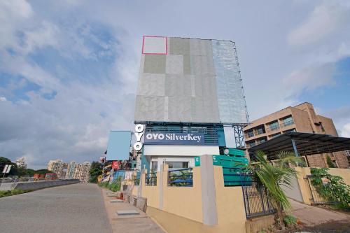 Hotel O Nirsukh Palace,Navi Mumbai>>Mumbai,4 star