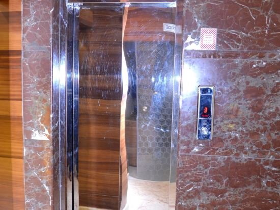 hotel guru kripa inn