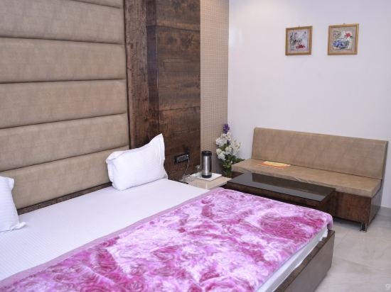 hotel guru kripa inn