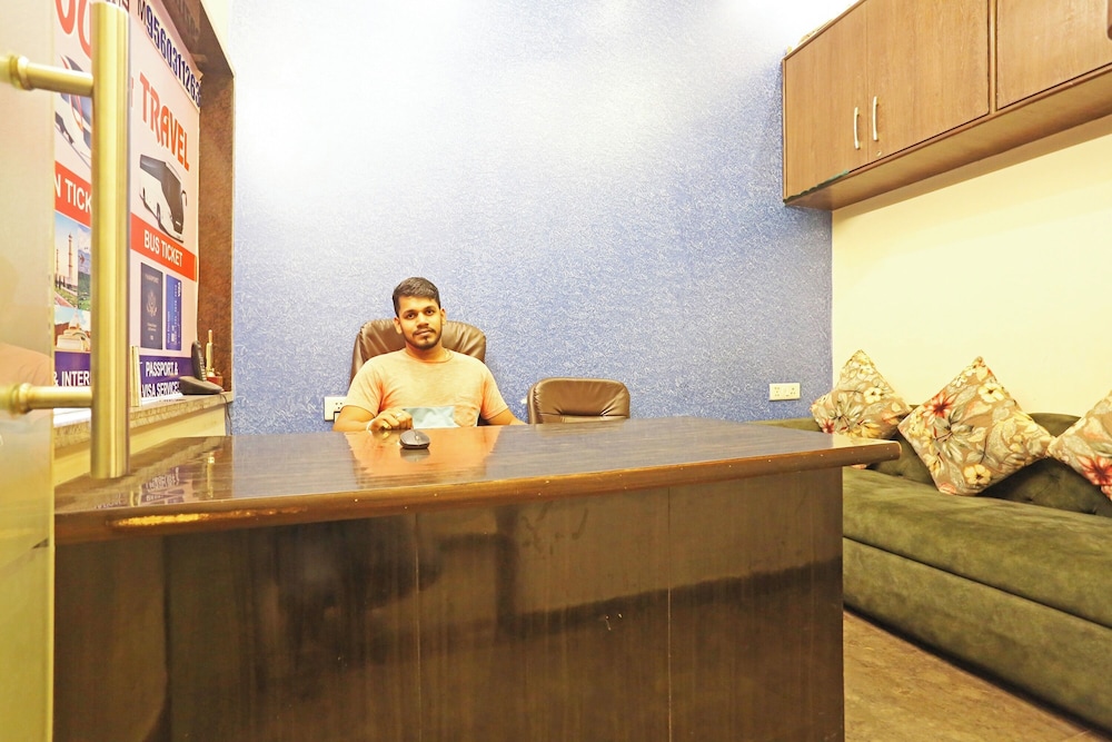 airport hotel red stone near igi airport delhi