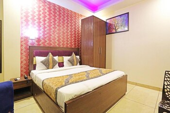 airport hotel red stone near igi airport delhi
