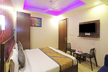 airport hotel red stone near igi airport delhi