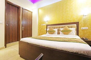 airport hotel red stone near igi airport delhi