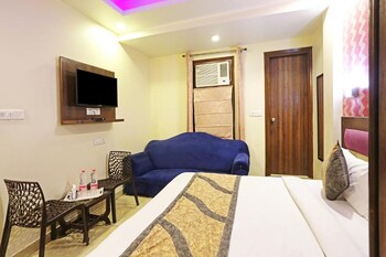 airport hotel red stone near igi airport delhi