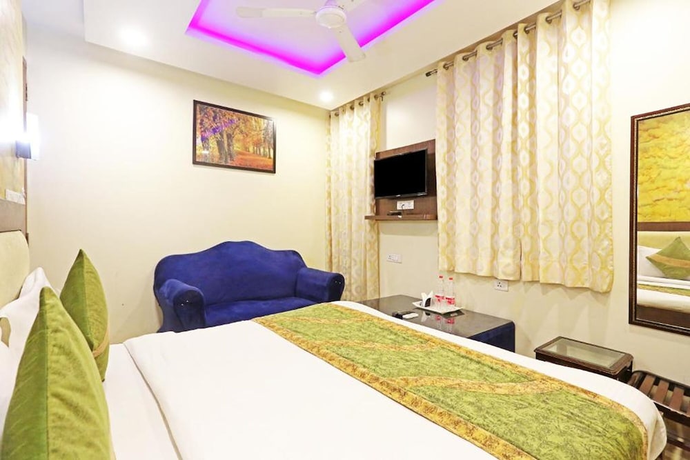 airport hotel red stone near igi airport delhi