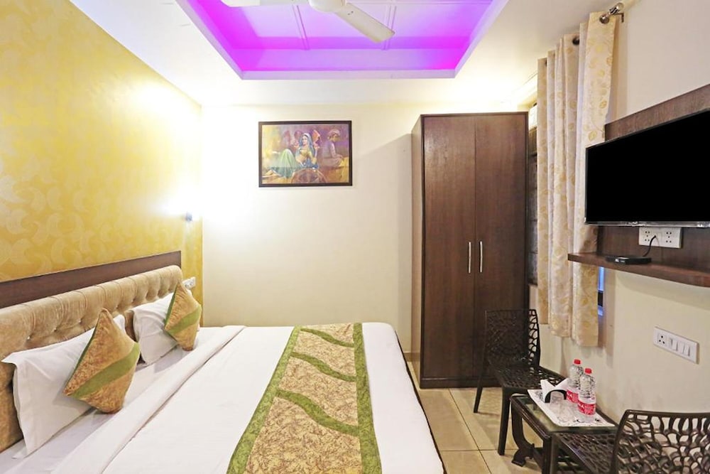 airport hotel red stone near igi airport delhi
