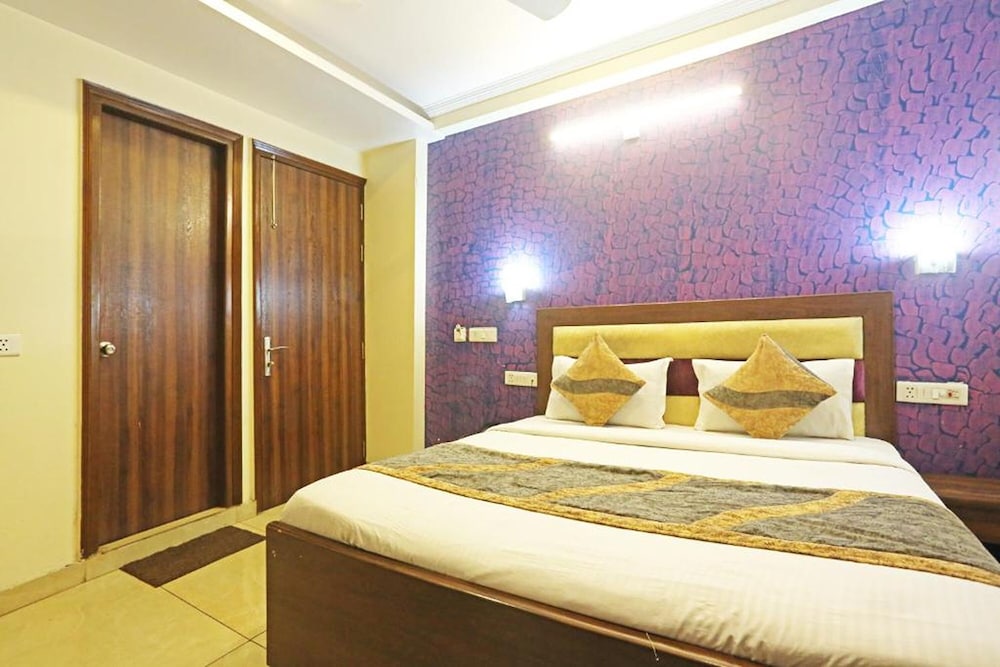 airport hotel red stone near igi airport delhi