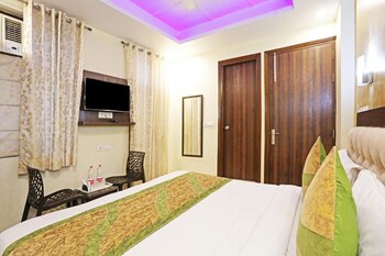 airport hotel red stone near igi airport delhi