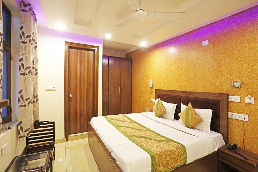 airport hotel red stone near igi airport delhi