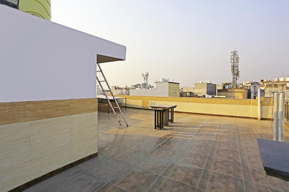 airport hotel red stone near igi airport delhi