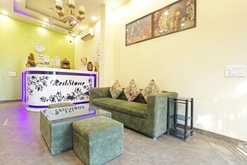 Airport Hotel Red Stone Near Igi Airport Delhi,New Delhi>>Delhi,3 star