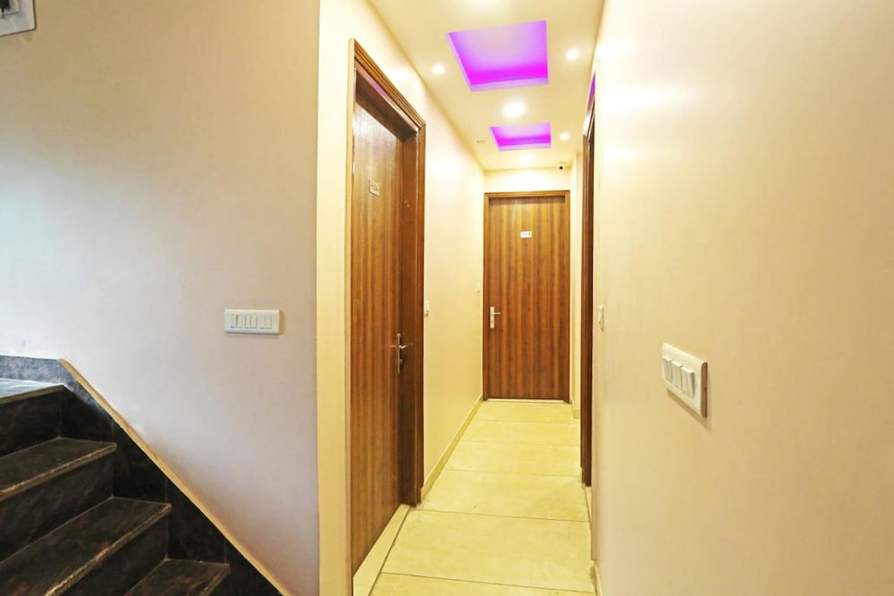 airport hotel red stone near igi airport delhi