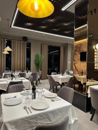donantelo hotel vlore
