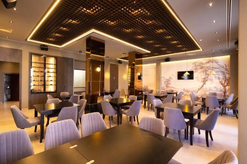 donantelo hotel vlore
