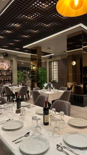 donantelo hotel vlore