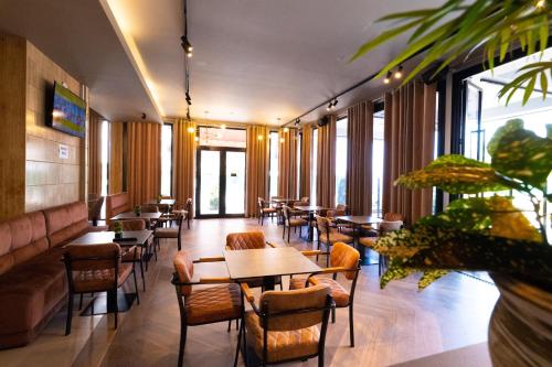 donantelo hotel vlore