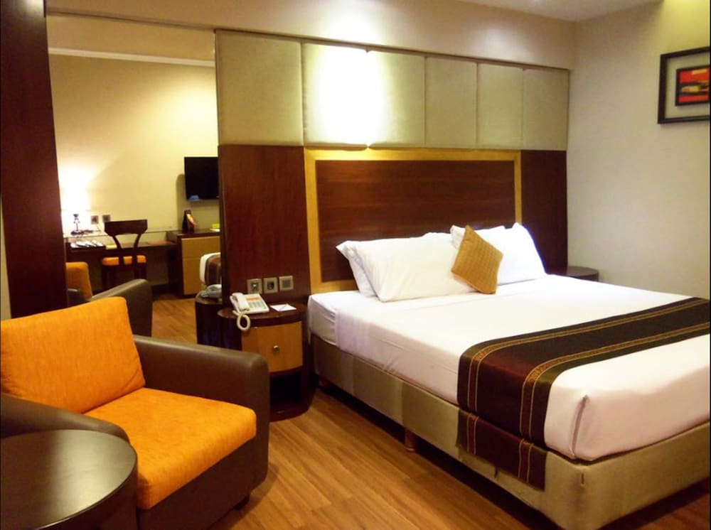 regents park hotel
