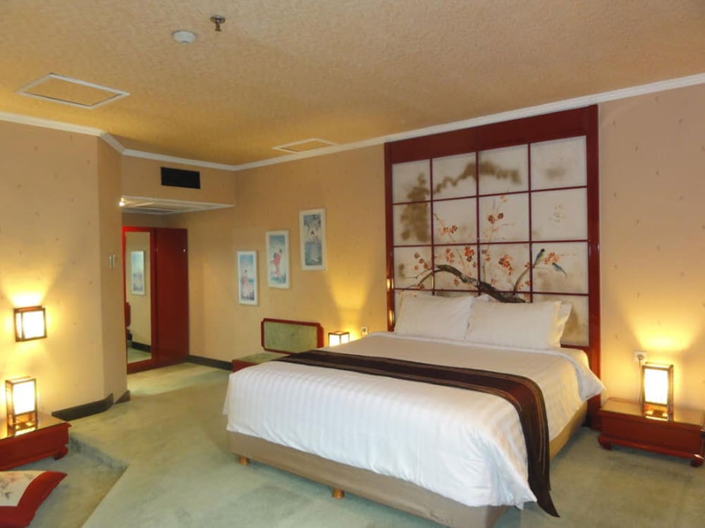 regents park hotel
