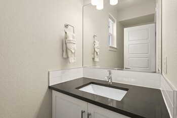 the colorado house in old town brewery district