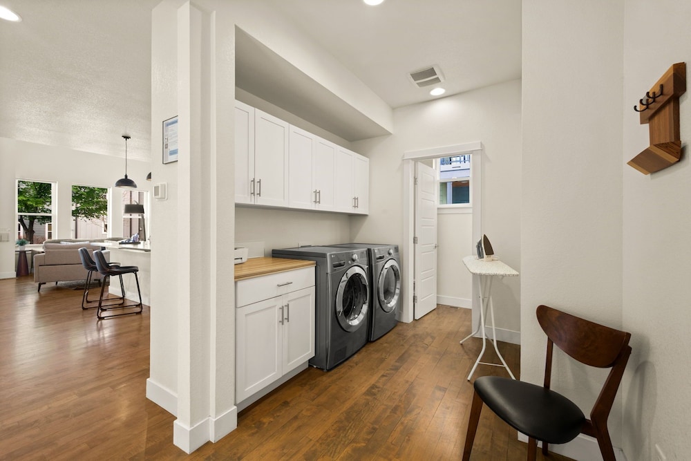 the colorado house in old town brewery district