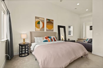 the colorado house in old town brewery district