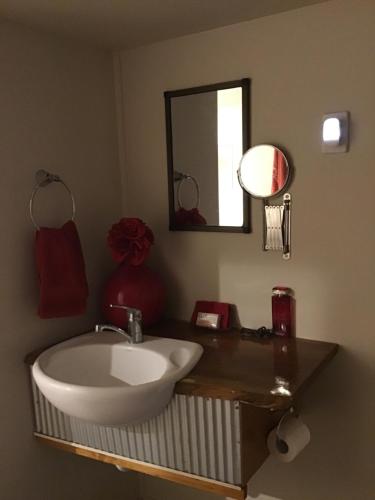 rossmount rural retreat