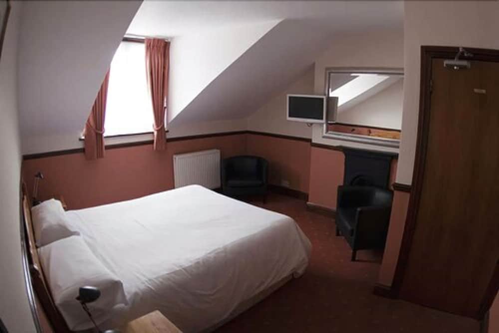 brentwood guest house