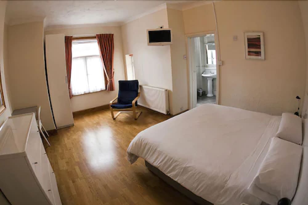 brentwood guest house