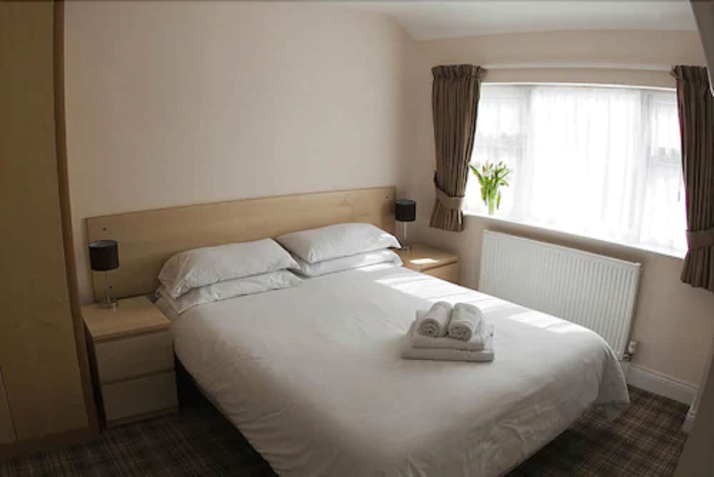 brentwood guest house