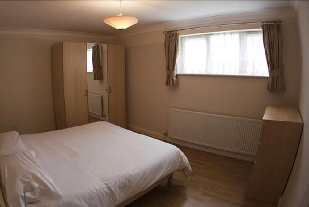 brentwood guest house