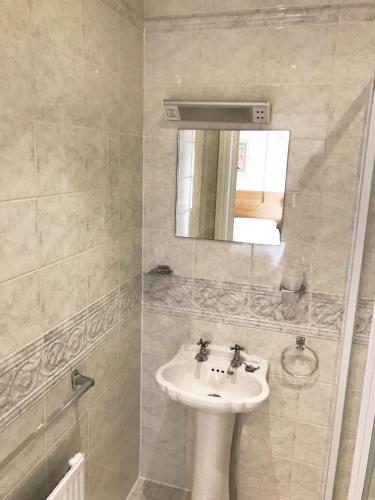 brentwood guest house