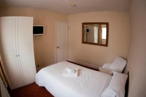 brentwood guest house