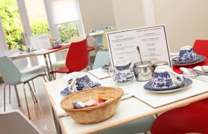 brentwood guest house