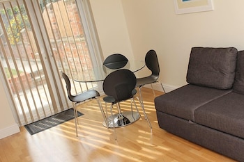 brentwood guest house