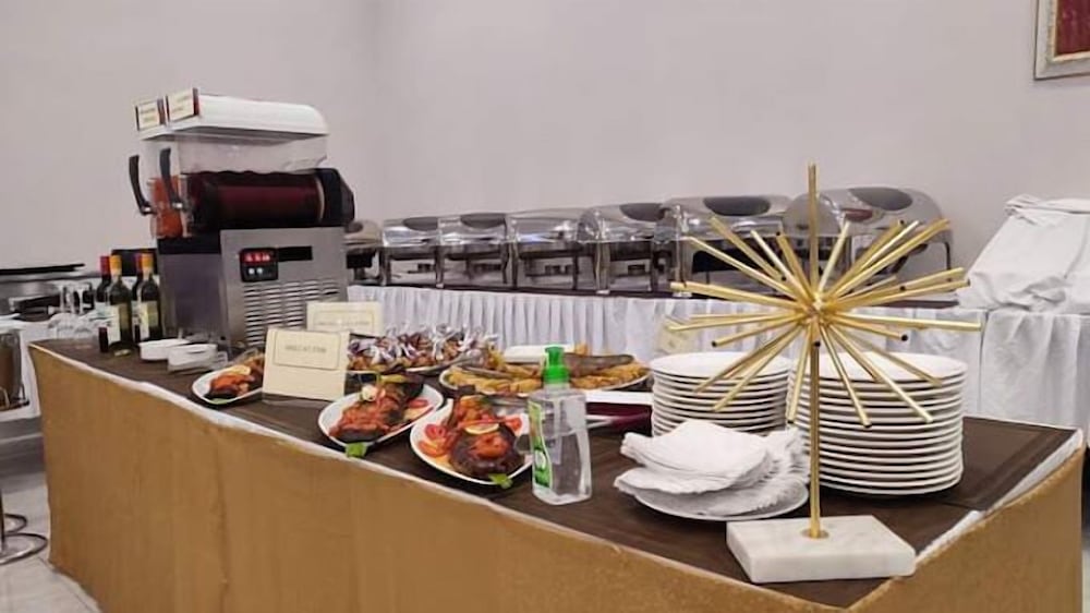 vichi gates hotel and suites