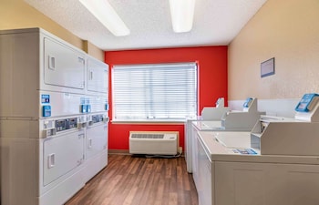 extended stay america select suites denver tech center south