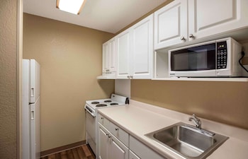 extended stay america select suites denver tech center south