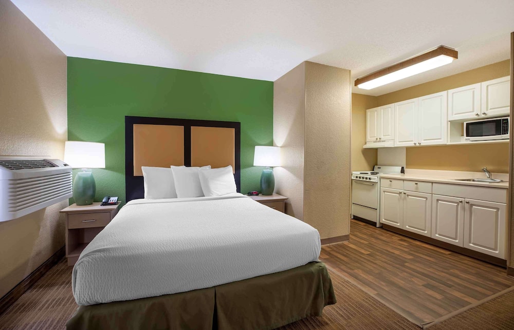 extended stay america select suites denver tech center south