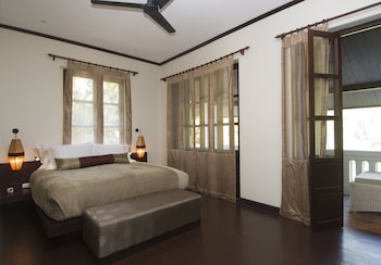 the apsara rive droite