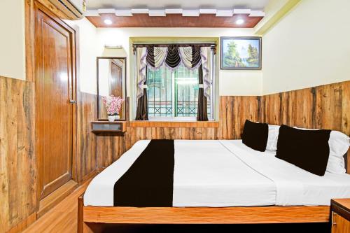 Hotel Classic International,Garden Reach>>Kolkata,1 star