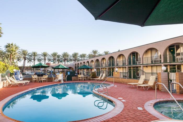 kings inn anaheim at the park and convention center