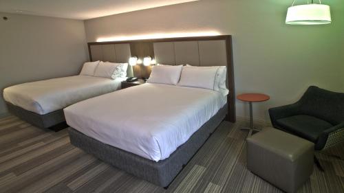 holiday inn express and suites evansville north by ihg