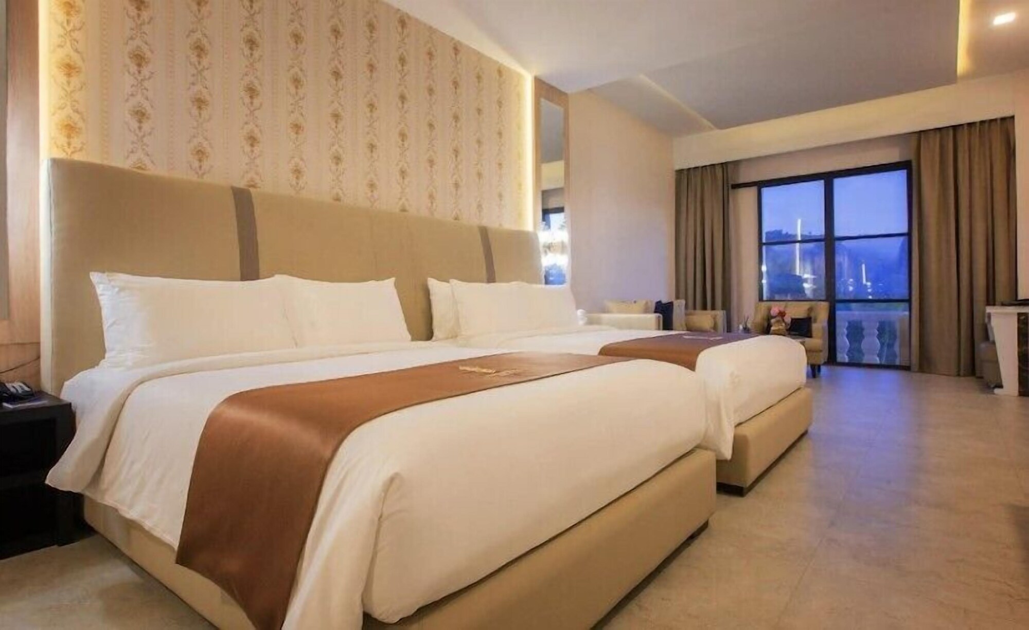 jupiter trevi resort and spa