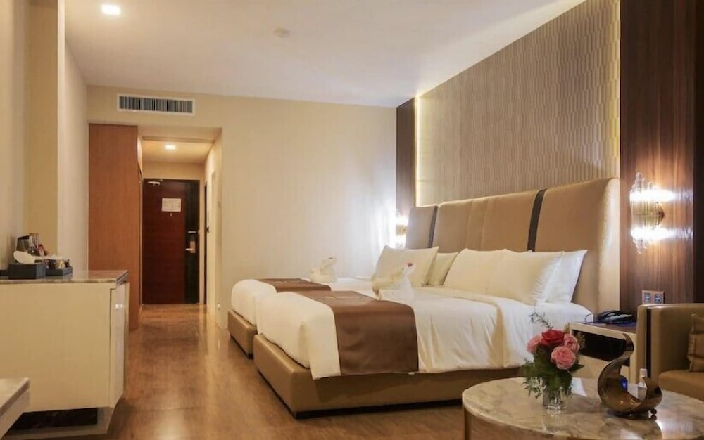 jupiter trevi resort and spa