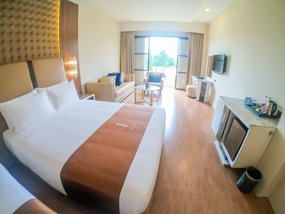 jupiter trevi resort and spa