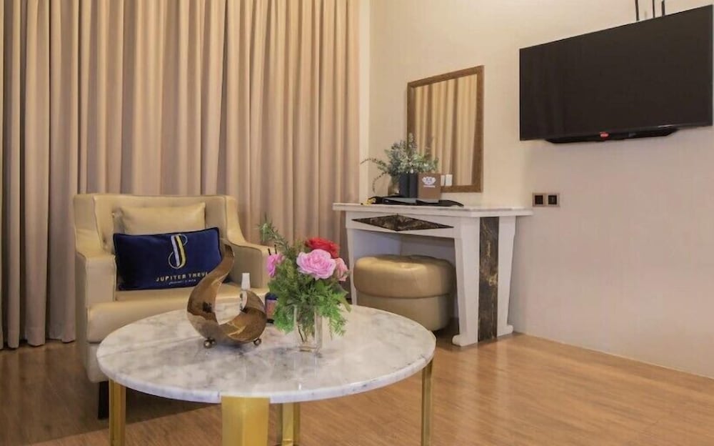 jupiter trevi resort and spa